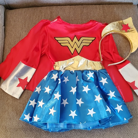 **Last chance!**Wonder Woman infant costume - Picture 2 of 8